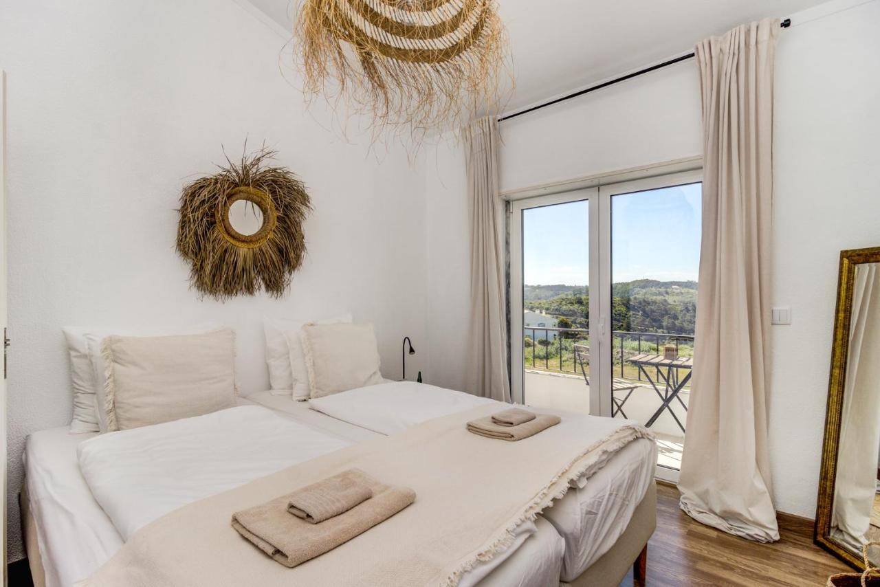Хостел Ocean House - Ribeira D'Ilhas Ерісейра Екстер'єр фото